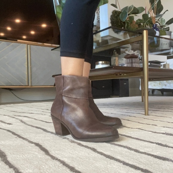 Arturo Chiang Shoes - COPY - Arturo Chiang boots